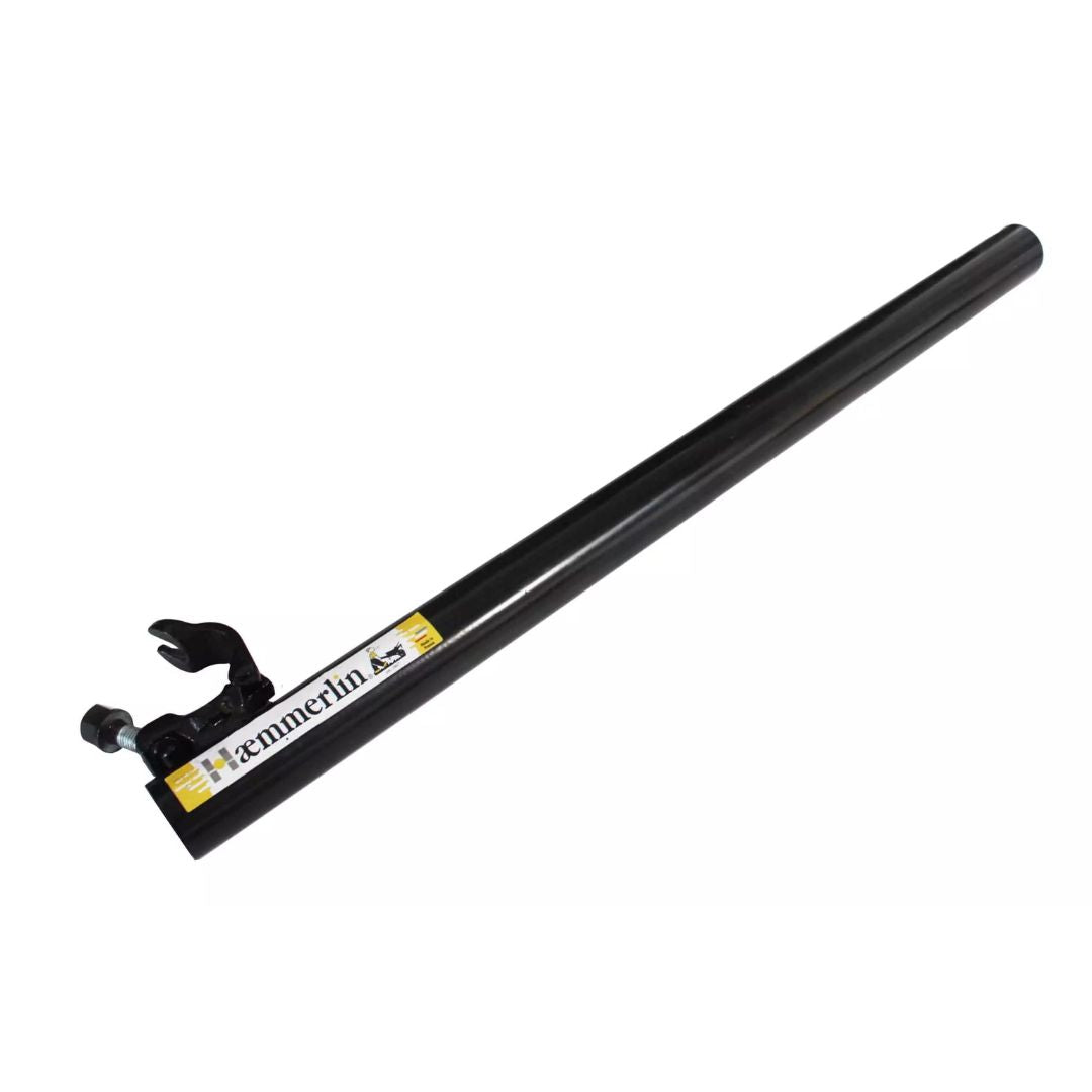 Ancrage échafaudage sur fond blanc