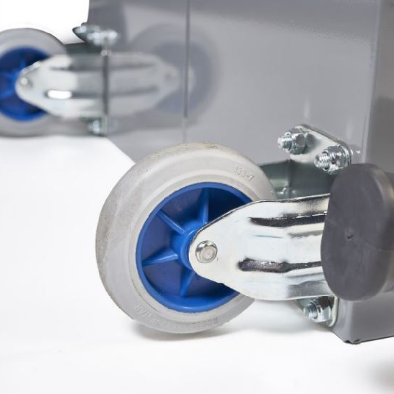 Brouette à outils avec un pneumatique