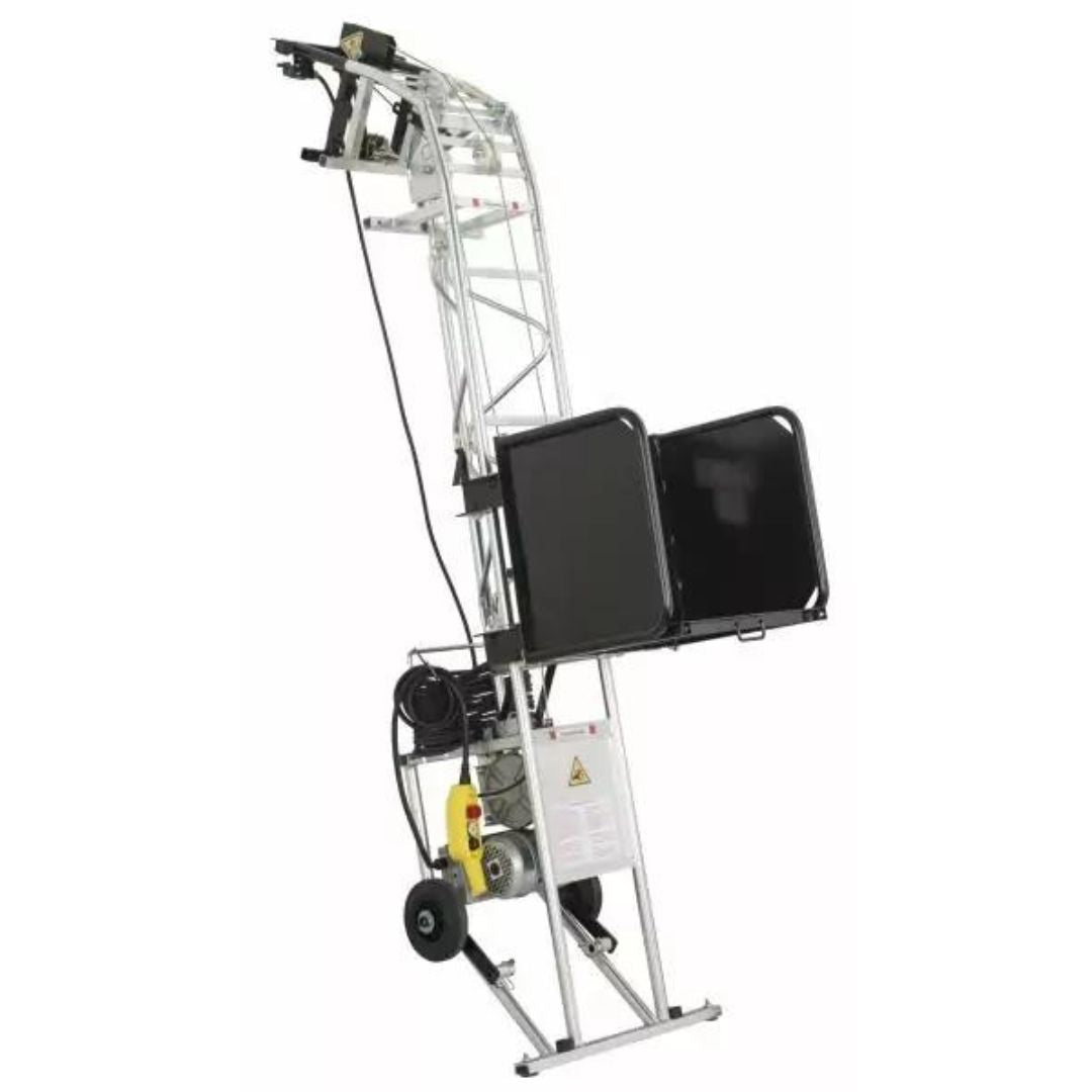 Monte-matériaux pour couvreur 10 m échelle en aluminium sur fond blanc